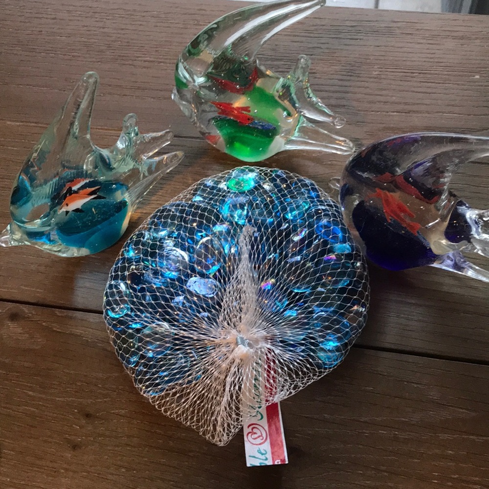 Beautiful SET Glass Fish and marbles.